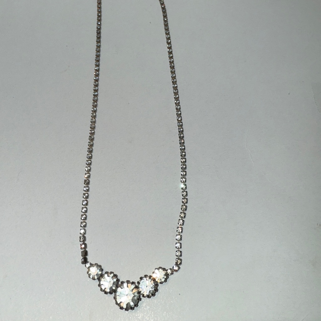 Vintage Preowned Silver Necklace With Rhinestones